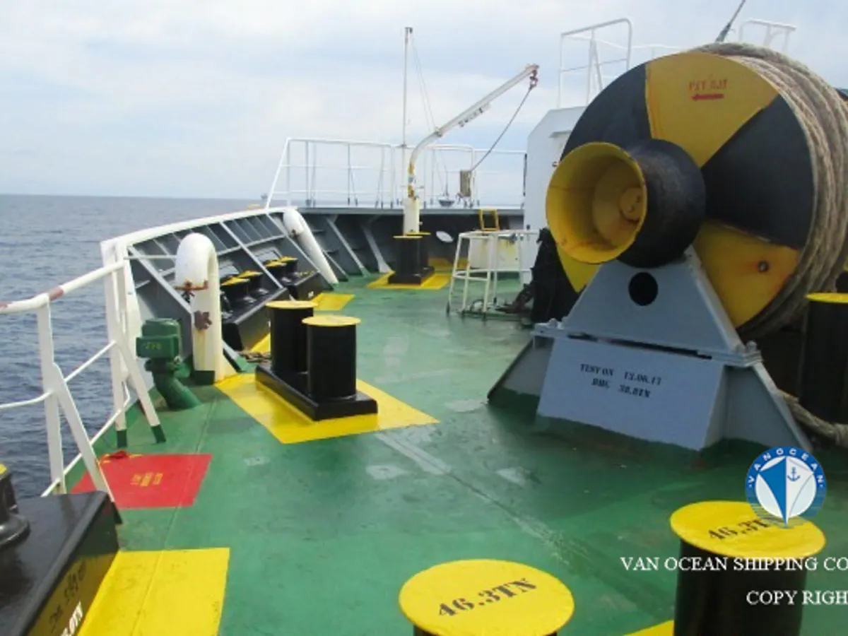 Oil/Chemical tanker for sale