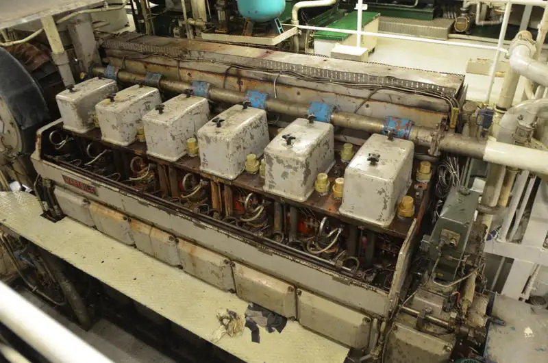 Oil/Chemical tanker for sale