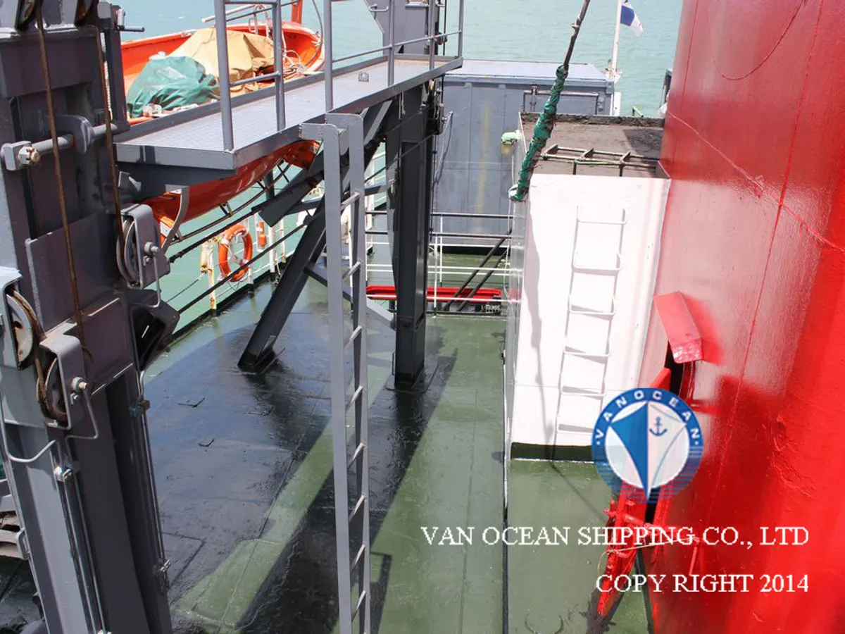 Oil/Chemical tanker for sale