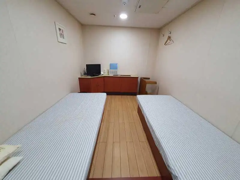 Reefer ship for sale