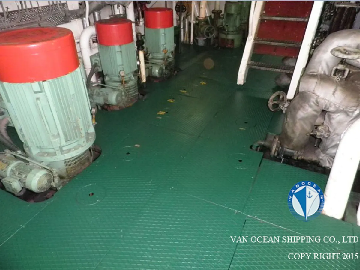 Oil/Chemical tanker for sale