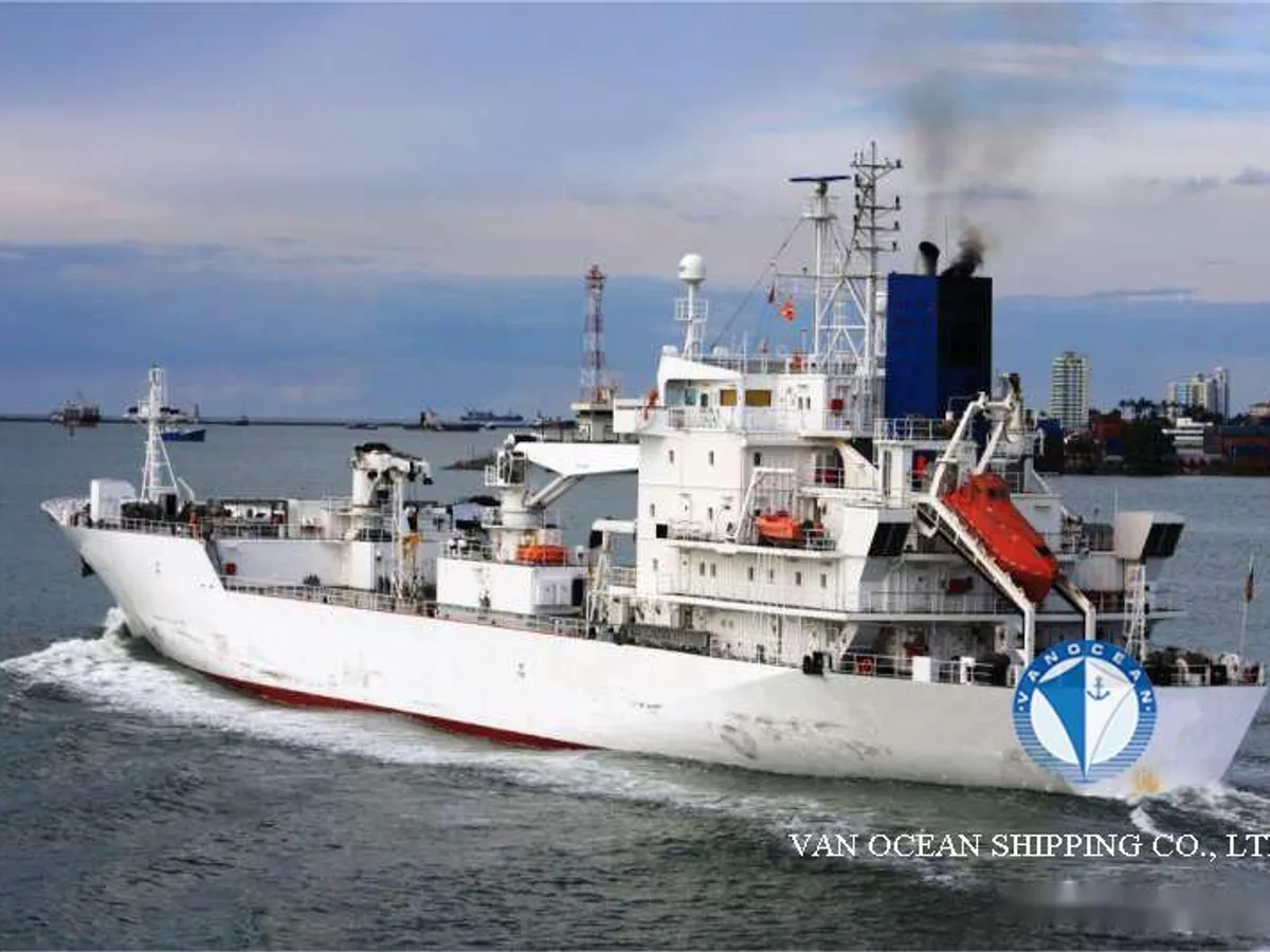 Reefer ship for sale