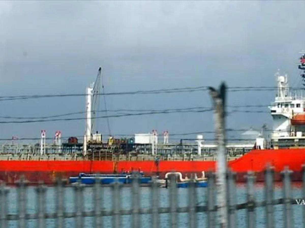 Oil/Chemical tanker for sale