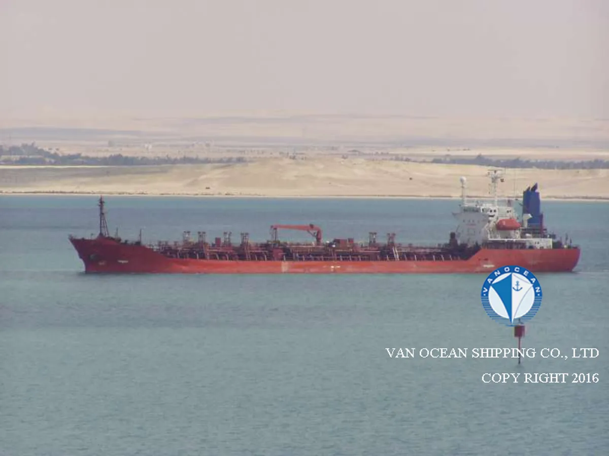 Oil/Chemical tanker for sale