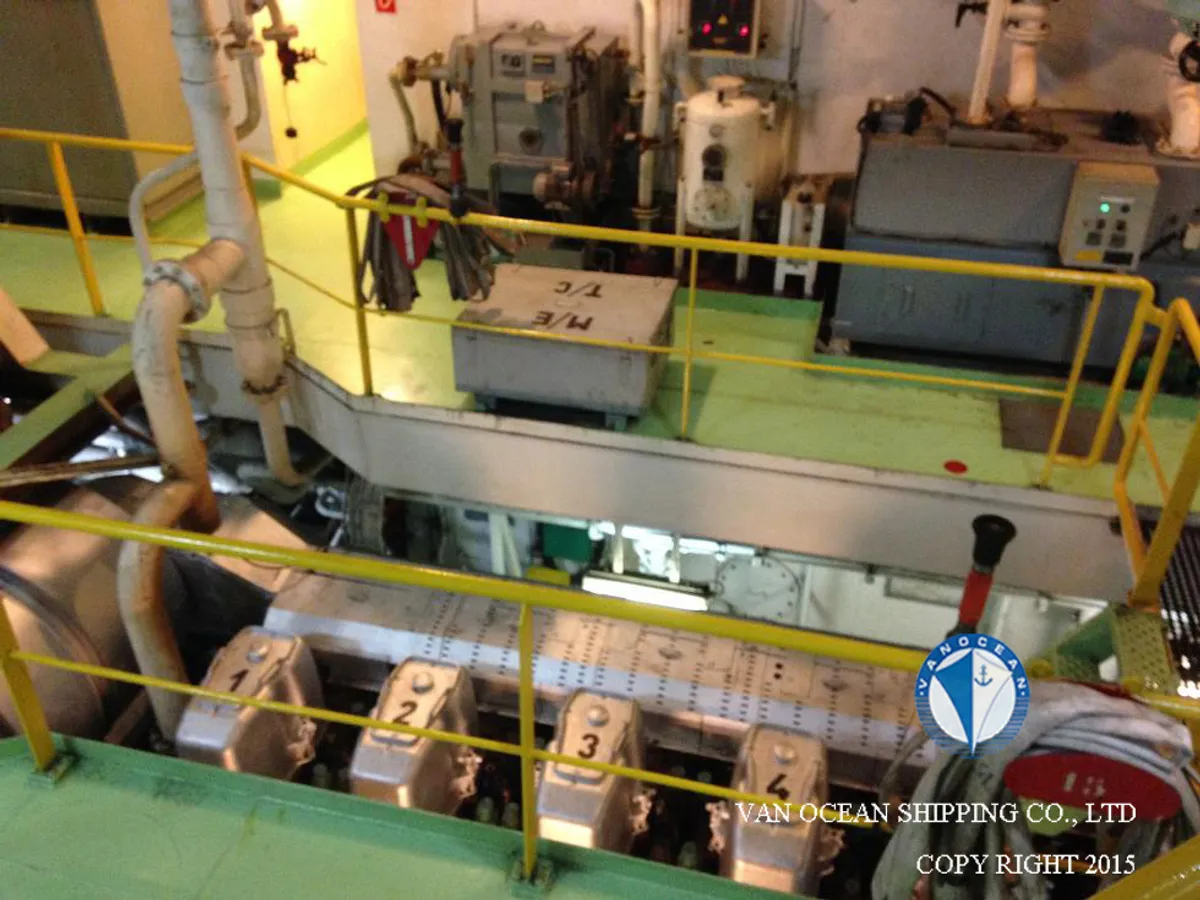 Oil/Chemical tanker for sale