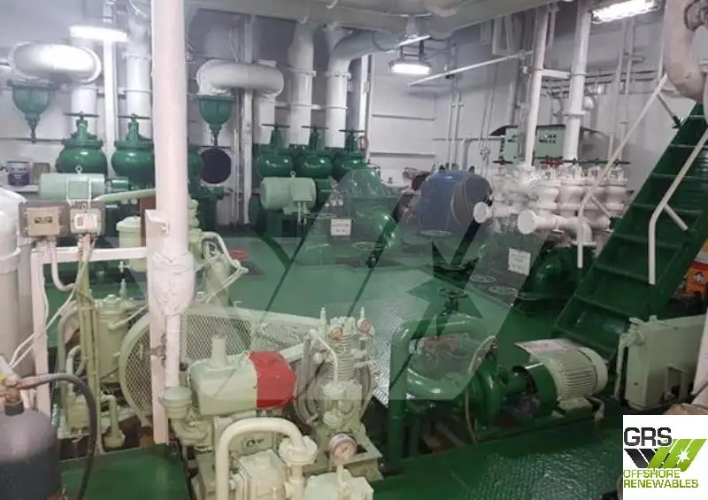Crane vessel for sale