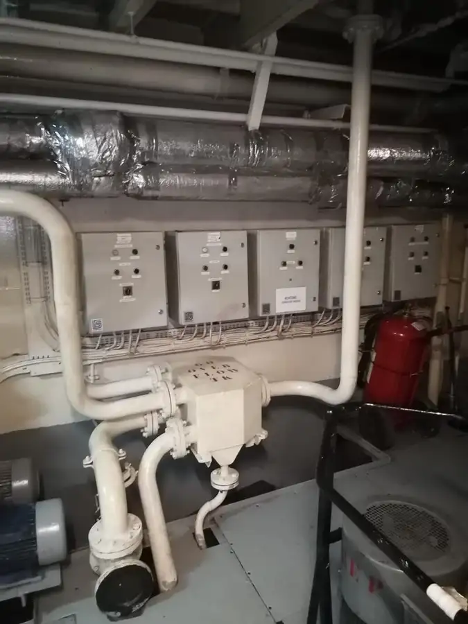 Oil/Chemical tanker for sale
