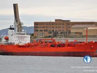 Oil/Chemical tanker for sale