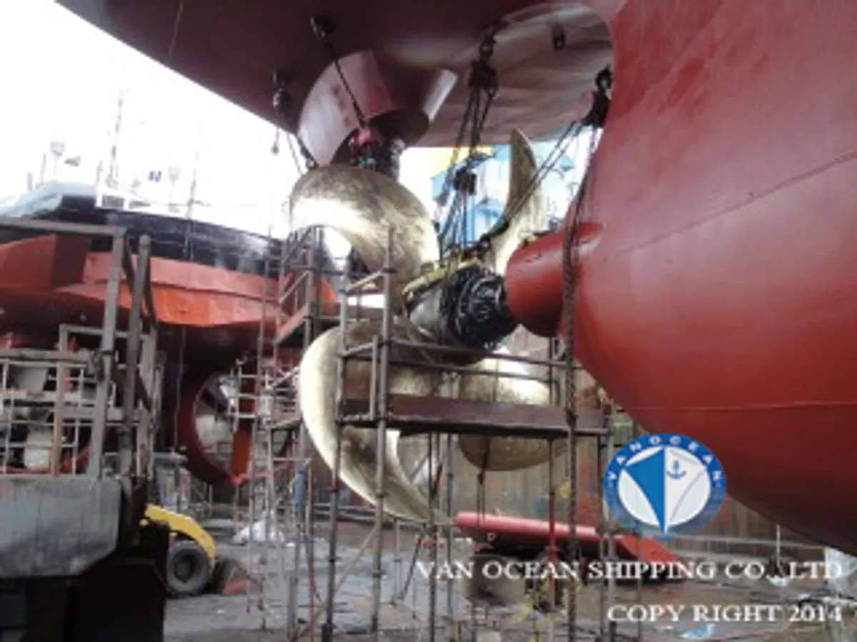 Oil/Chemical tanker for sale