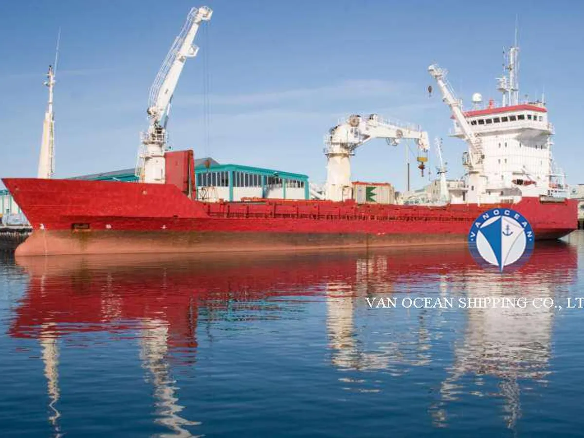 Reefer ship for sale