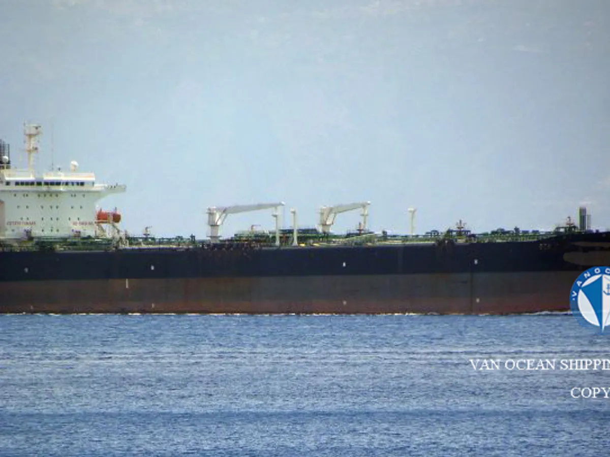 Oil/Chemical tanker for sale