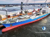 Reefer ship for sale