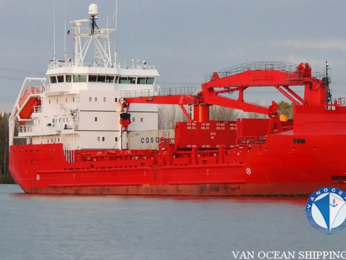 Reefer ship for sale