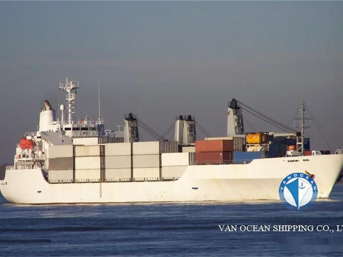 Reefer ship for sale