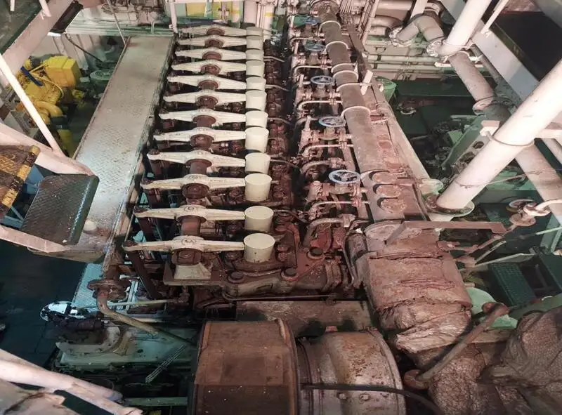 Oil/Chemical tanker for sale