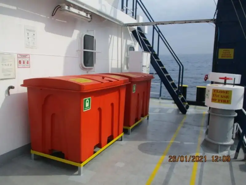 Reefer ship for sale