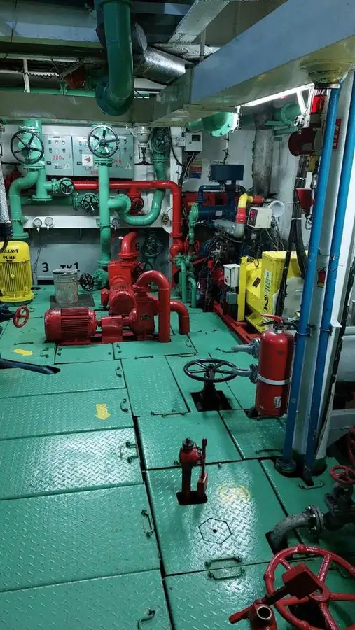 Oil/Chemical tanker for sale