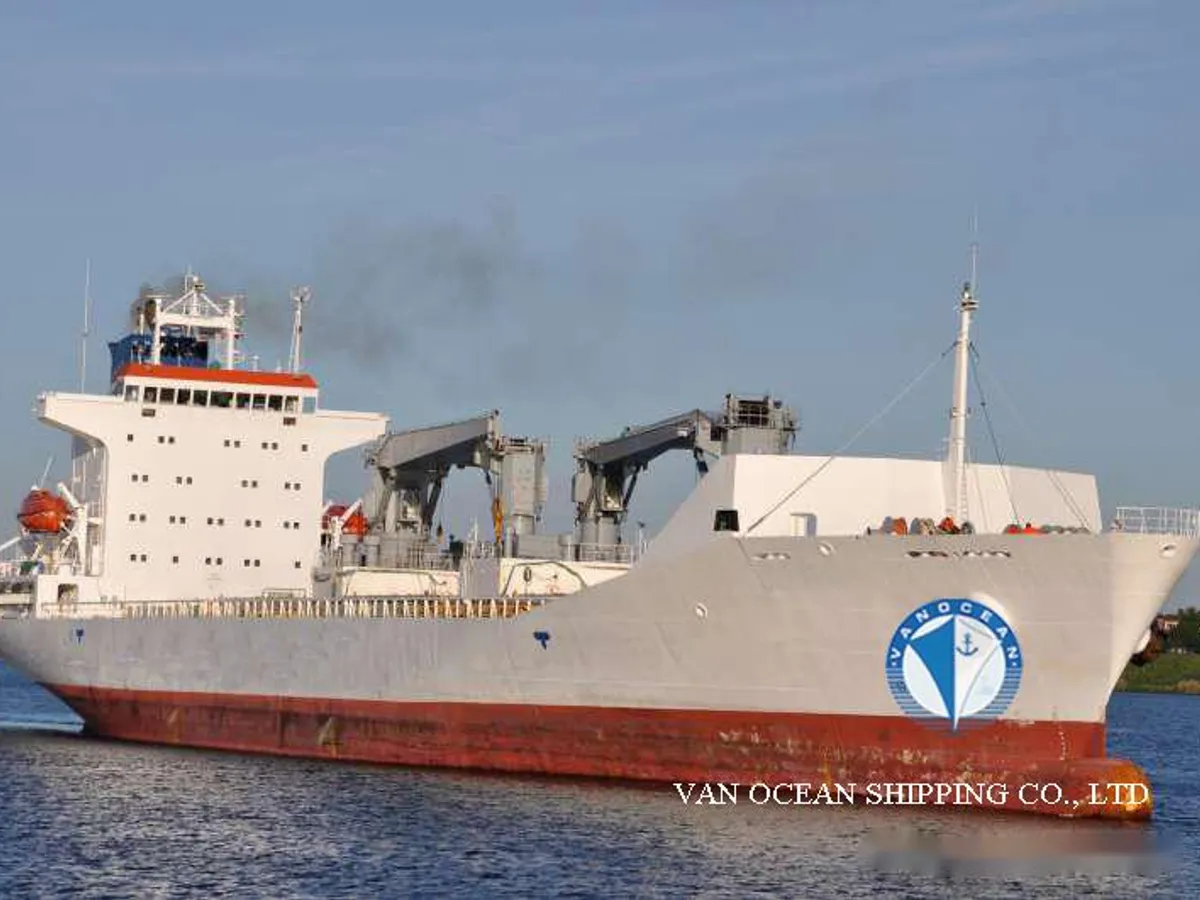 Reefer ship for sale