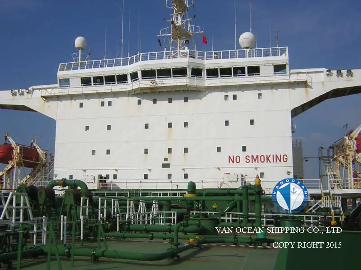 Oil/Chemical tanker for sale