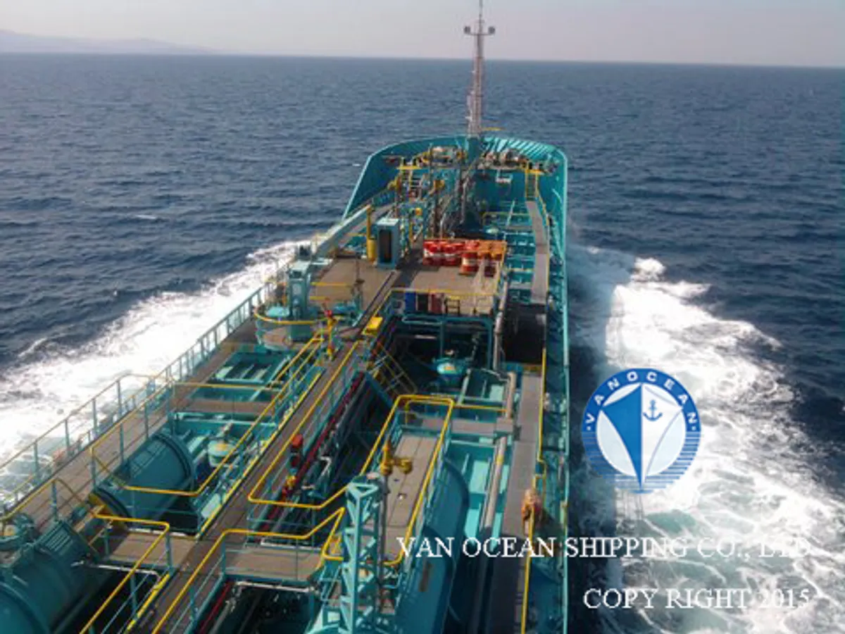 Oil/Chemical tanker for sale