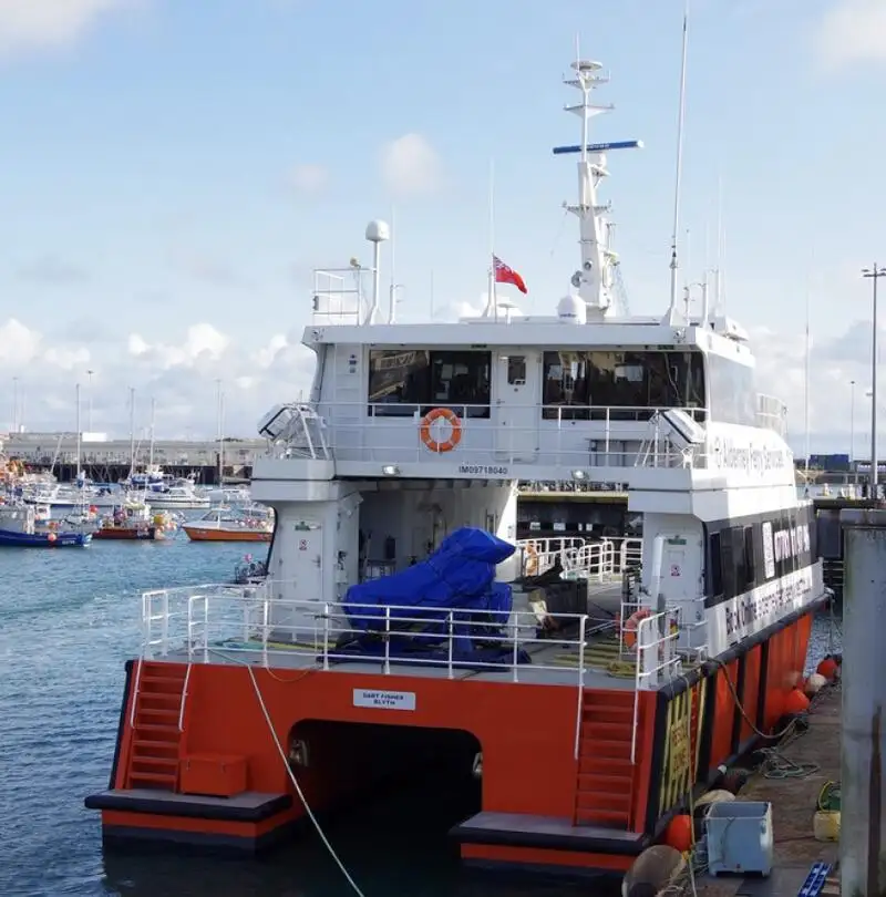 Container ship for sale