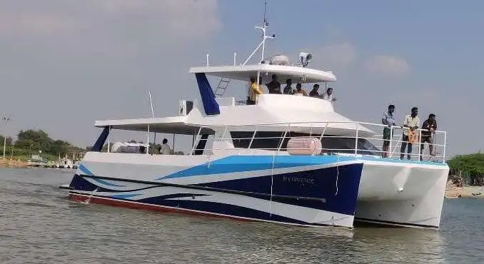 Motor vessel for sale